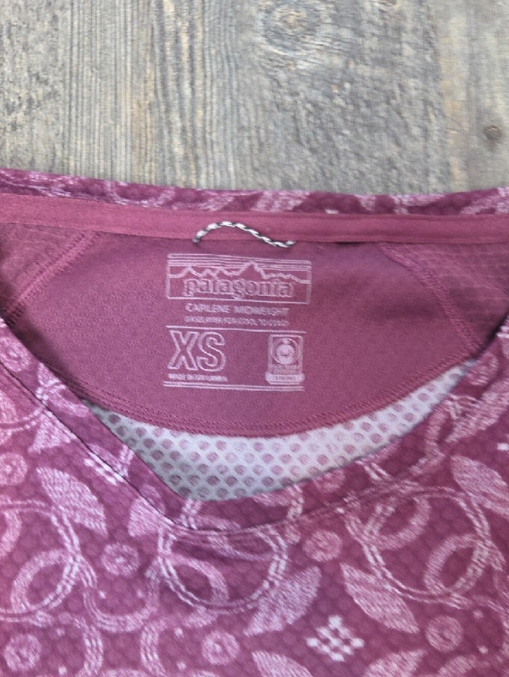 Patagonia Women's Long Sleeve Top - Mauve Pattern - Picture 3 of 5